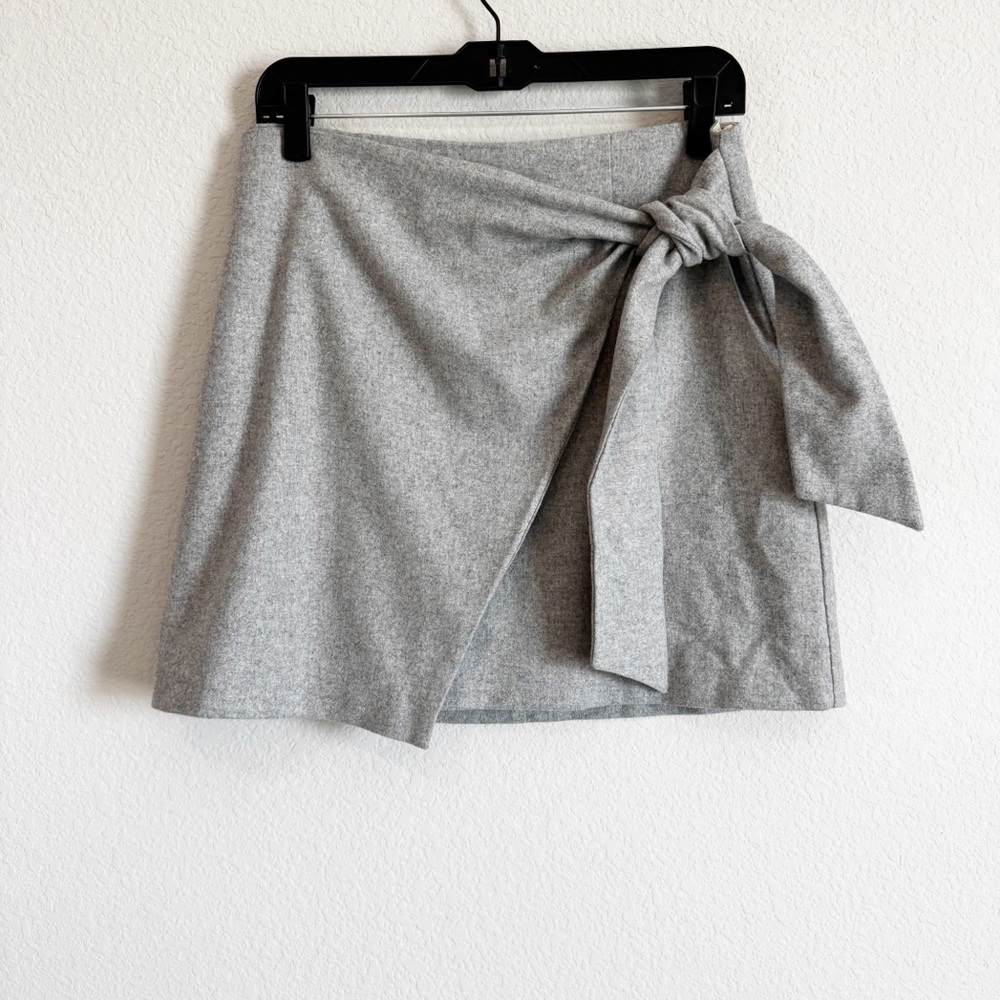 Wilfred Women's Dorine Light Gray Wool Tie Front Mini Skirt Size 10